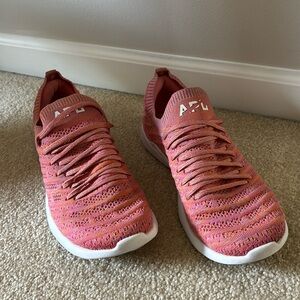 Athletic Propulsion Labs Coral Techloom Wave Shoe
